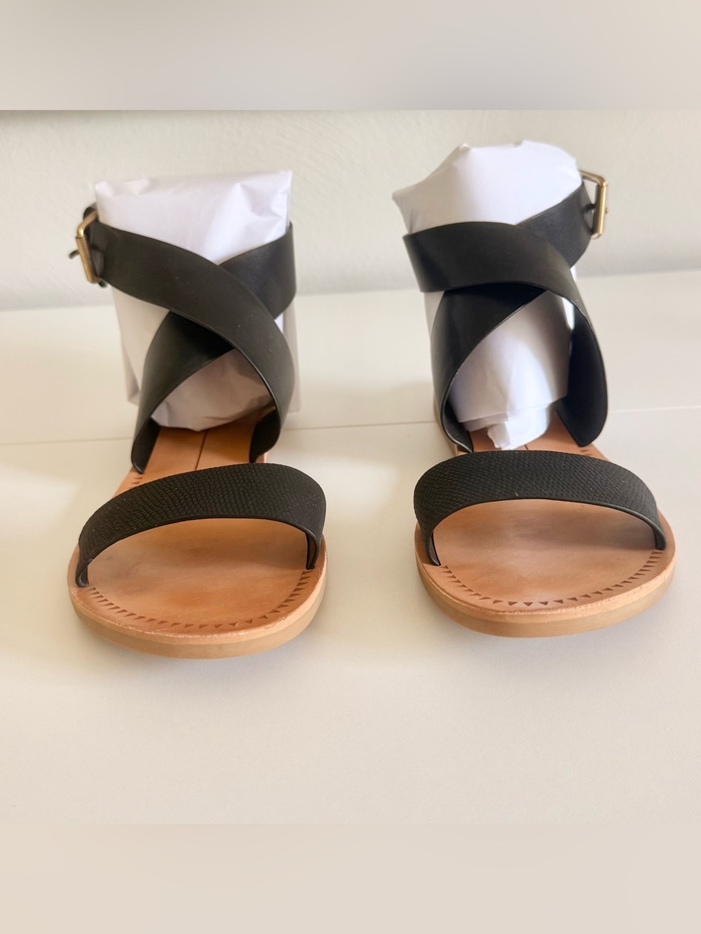 🖤✨ Dolce Vita Black Ankle Strap Flat Sandals | Size 10 | Minimalist Summer Style